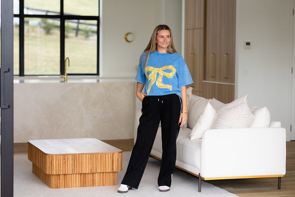 Maku - Big Bowtie Acid wash Oversize T shirt