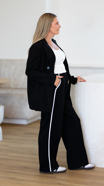 Hayley Blazer - Black