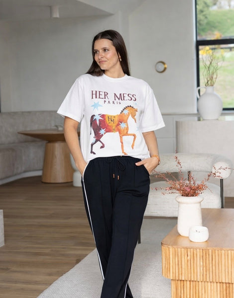 Maku - Her Mess White tee